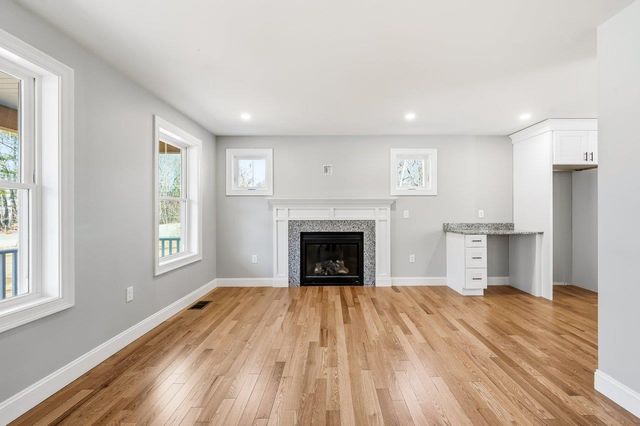 30 Hansonville Road, Rochester, NH 03839