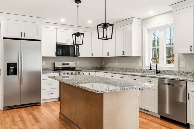 30 Hansonville Road, Rochester, NH 03839