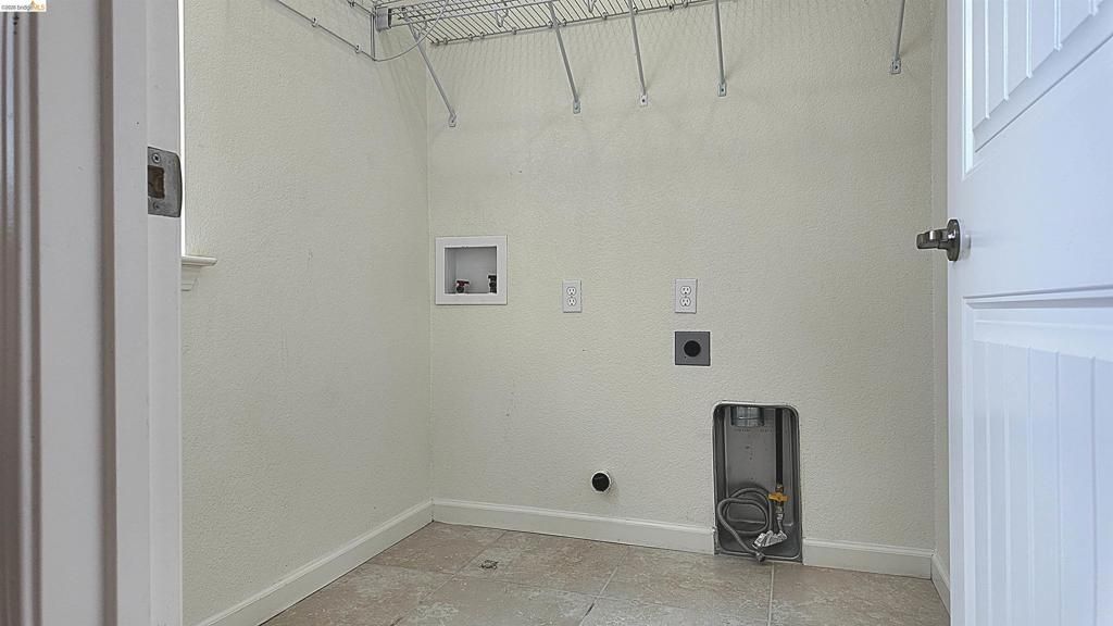 Image 17 of property listing at 2100 Carrara St, Brentwood, CA 94513