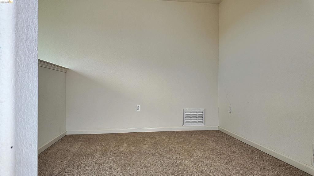 Image 30 of property listing at 2100 Carrara St, Brentwood, CA 94513