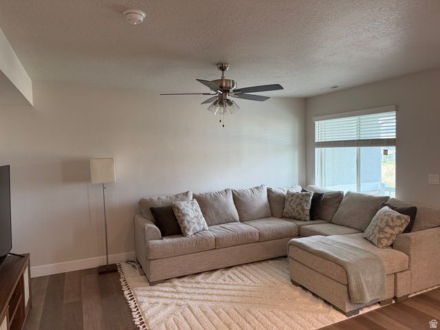65 E 970 N, Santaquin, UT 84655