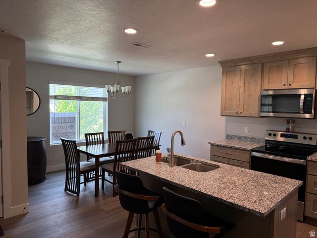 65 E 970 N, Santaquin, UT 84655