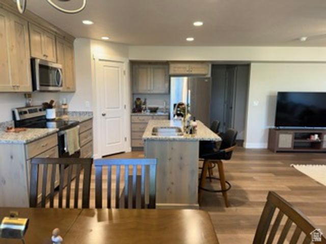 65 E 970 N, Santaquin, UT 84655