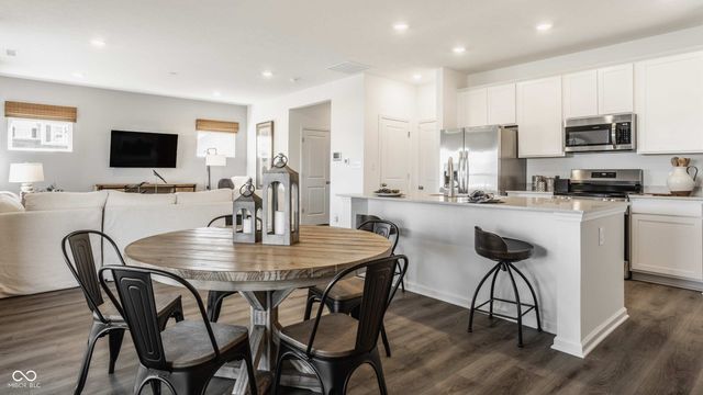 6564 Mayapple Drive, Pendleton, IN 46064
