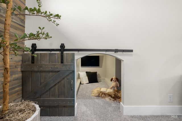 2145 W Verona Dr, Meridian, ID 83646