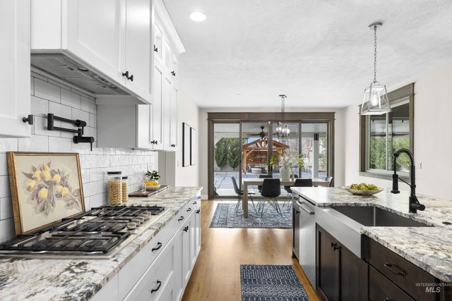 2145 W Verona Dr, Meridian, ID 83646