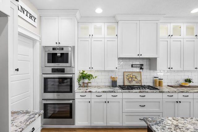 2145 W Verona Dr, Meridian, ID 83646