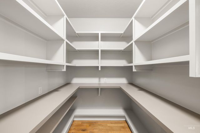 2145 W Verona Dr, Meridian, ID 83646