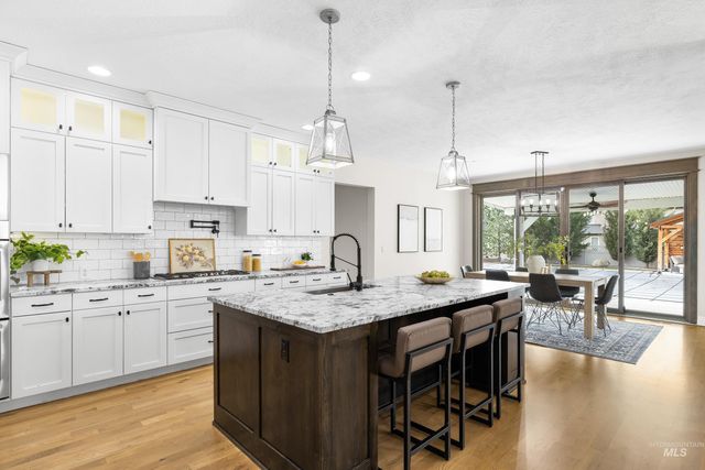 2145 W Verona Dr, Meridian, ID 83646