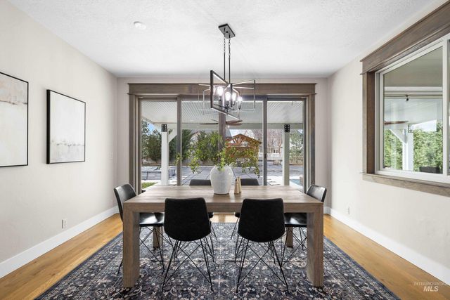 2145 W Verona Dr, Meridian, ID 83646