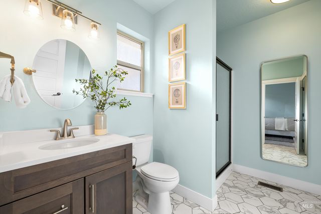 2145 W Verona Dr, Meridian, ID 83646