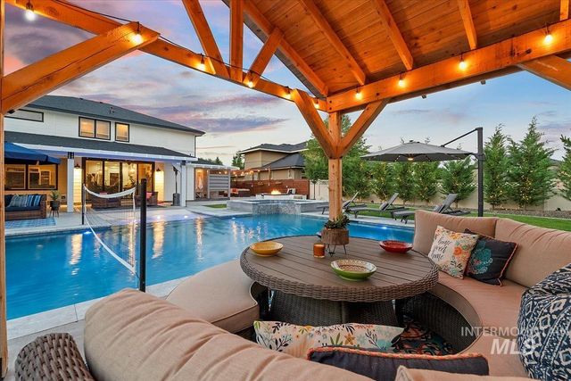 2145 W Verona Dr, Meridian, ID 83646