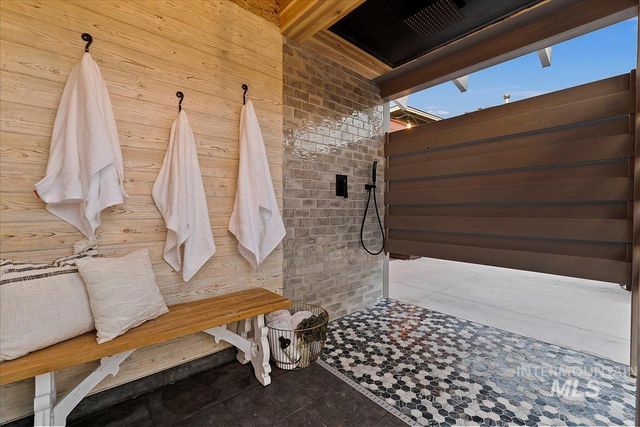 2145 W Verona Dr, Meridian, ID 83646