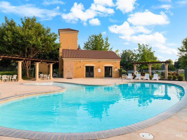 2145 W Verona Dr, Meridian, ID 83646