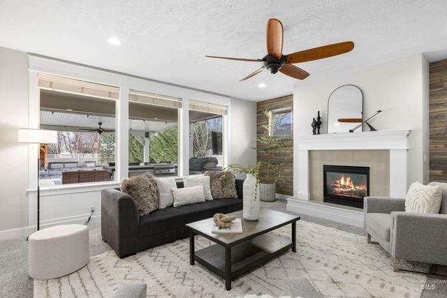 2145 W Verona Dr, Meridian, ID 83646