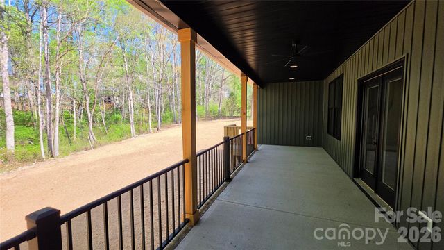 194 Donsdale Drive, Statesville, NC 28625
