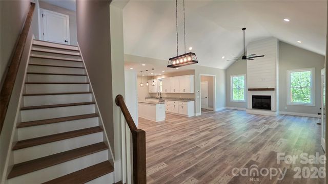 194 Donsdale Drive, Statesville, NC 28625