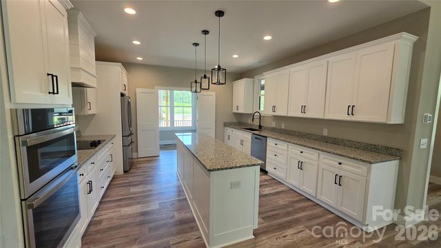 194 Donsdale Drive, Statesville, NC 28625