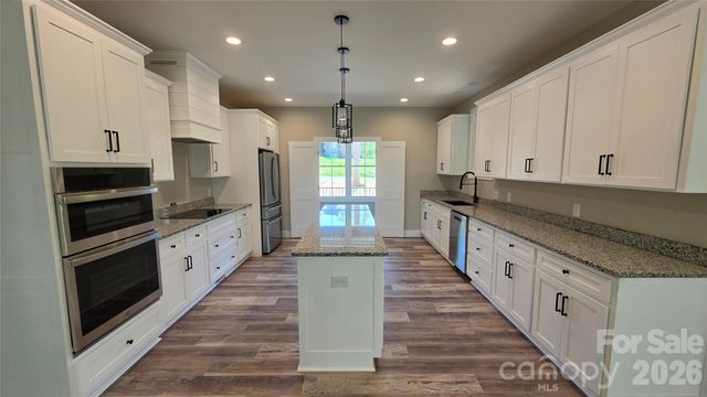 194 Donsdale Drive, Statesville, NC 28625
