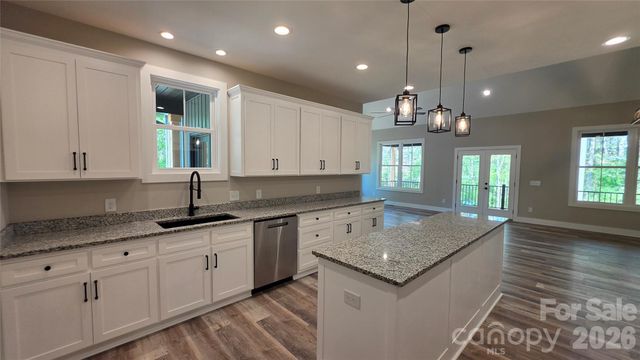194 Donsdale Drive, Statesville, NC 28625