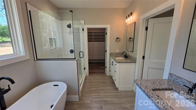 194 Donsdale Drive, Statesville, NC 28625