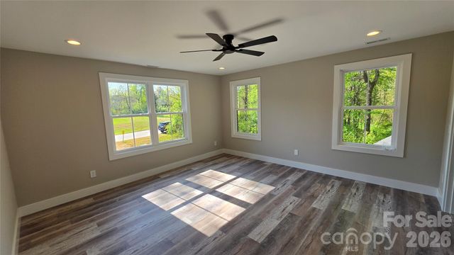 194 Donsdale Drive, Statesville, NC 28625