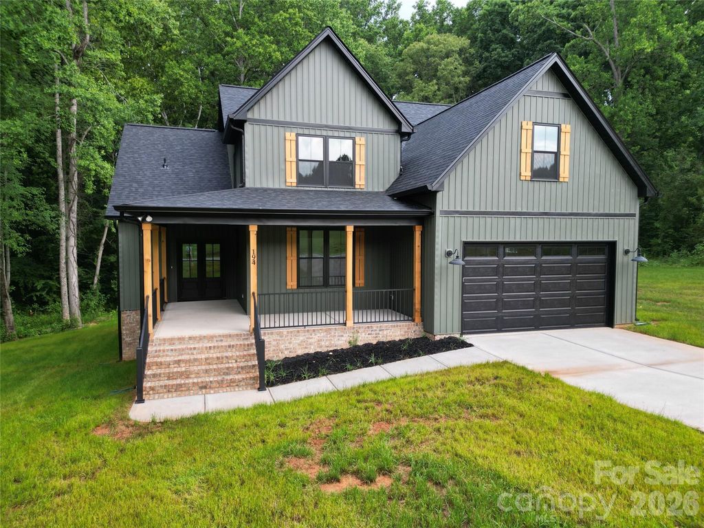 194 Donsdale Drive, Statesville, NC 28625