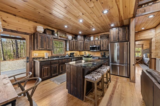 155 Peppermint Lane, Epworth, GA 30541