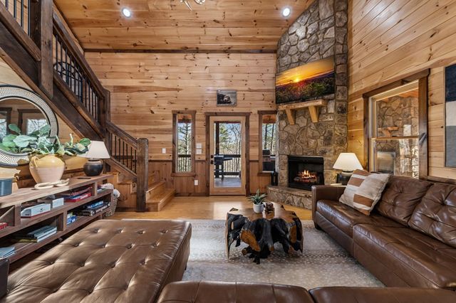 155 Peppermint Lane, Epworth, GA 30541