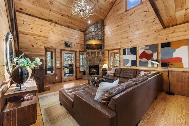 155 Peppermint Lane, Epworth, GA 30541