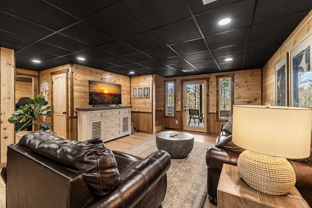 155 Peppermint Lane, Epworth, GA 30541