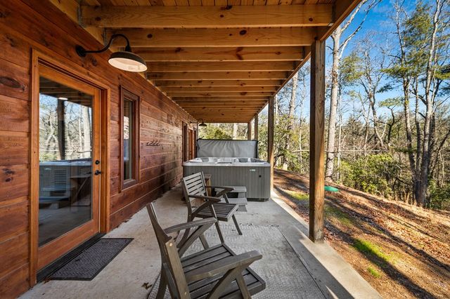 155 Peppermint Lane, Epworth, GA 30541