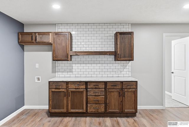 21214 Polk Street, Elkhorn, NE 68022