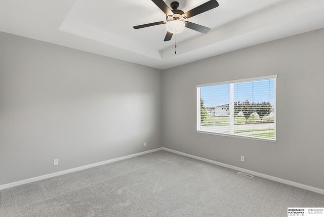 21214 Polk Street, Elkhorn, NE 68022