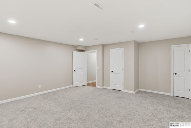21214 Polk Street, Elkhorn, NE 68022