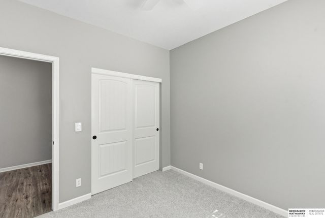 21214 Polk Street, Elkhorn, NE 68022
