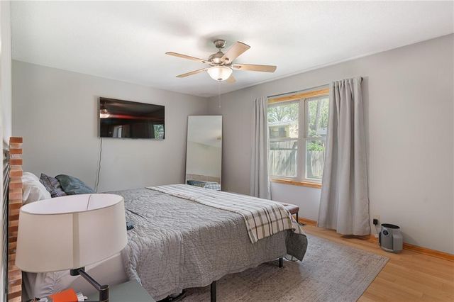 2913 Chisholm Drive, Lawrence, KS 66047