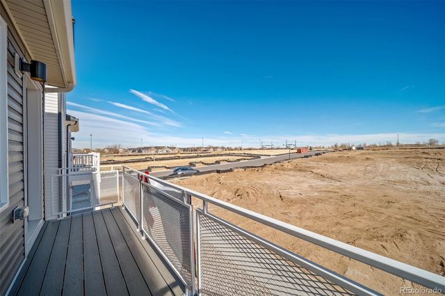 46553 Avery Lane, Bennett, CO 80102