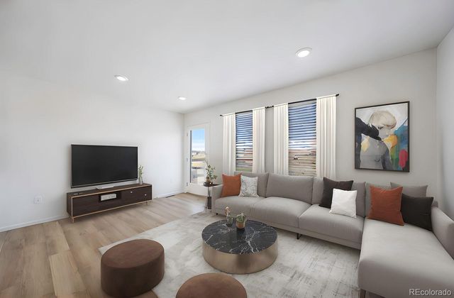 46553 Avery Lane, Bennett, CO 80102