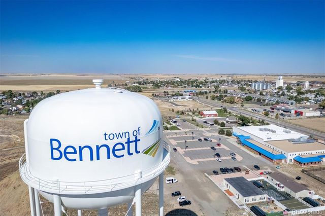 46553 Avery Lane, Bennett, CO 80102