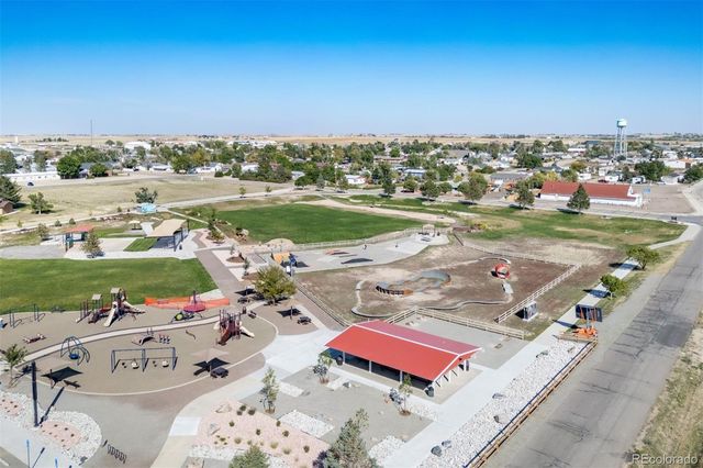 46553 Avery Lane, Bennett, CO 80102