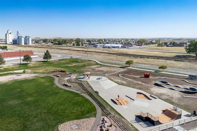 46553 Avery Lane, Bennett, CO 80102