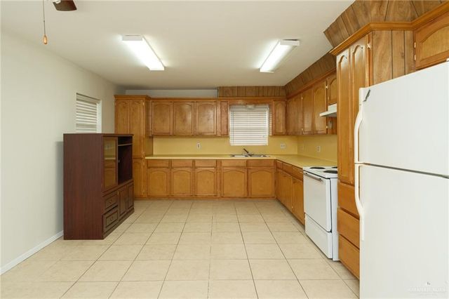 2841 Tamarack Avenue, Mcallen, TX 78501