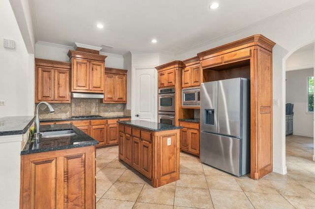 1803 Pintail Parkway, Euless, TX 76039