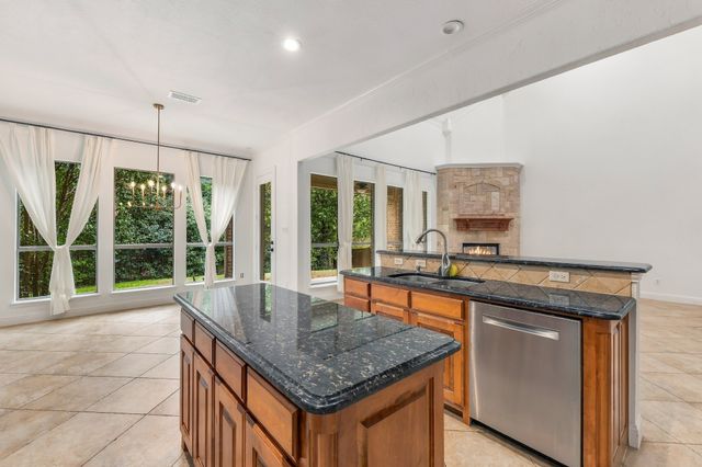 1803 Pintail Parkway, Euless, TX 76039