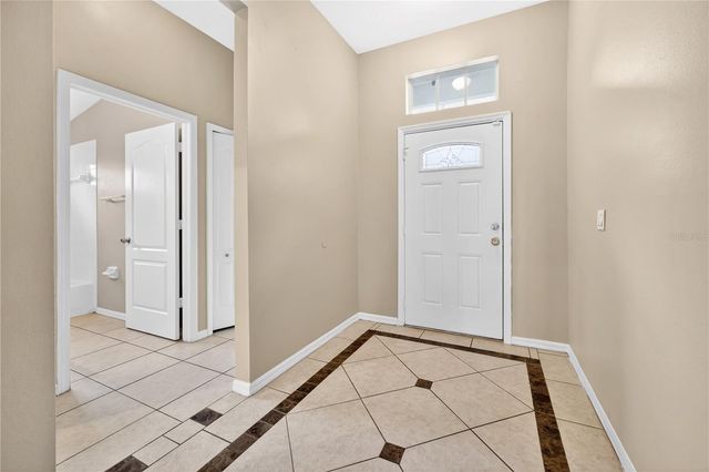 1461 LAKE SHORE RANCH DRIVE, Seffner, FL 33584