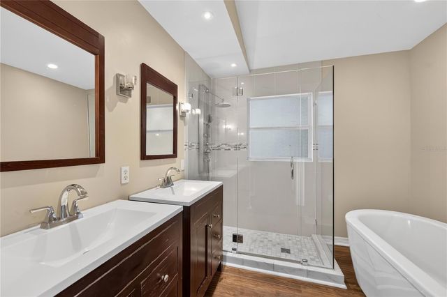 1461 LAKE SHORE RANCH DRIVE, Seffner, FL 33584