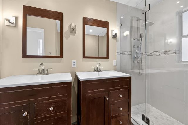 1461 LAKE SHORE RANCH DRIVE, Seffner, FL 33584