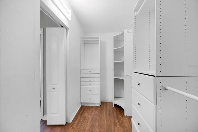 1461 LAKE SHORE RANCH DRIVE, Seffner, FL 33584