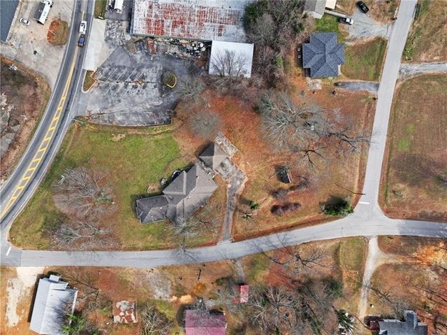 2511 Dana Drive, Gainesville, GA 30507